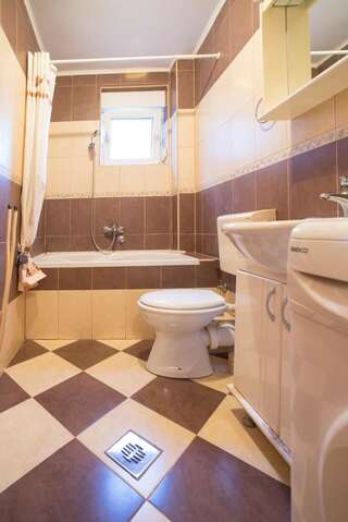 Апартаменты Apartments Teodo Тиват Апартаменты с 1 спальней и балконом-10